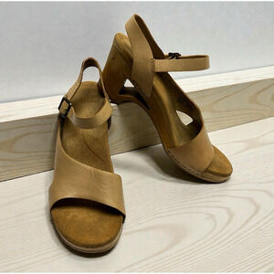 Dansko Tasha Women's Ankle Strap Leather Sandal Size 40 US 9 Tan Wood Platform